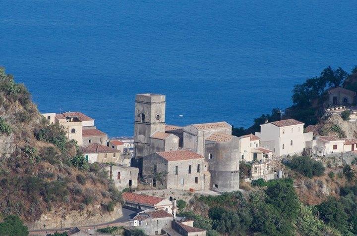 B&B Il Padrino Savoca Eksteriør bilde