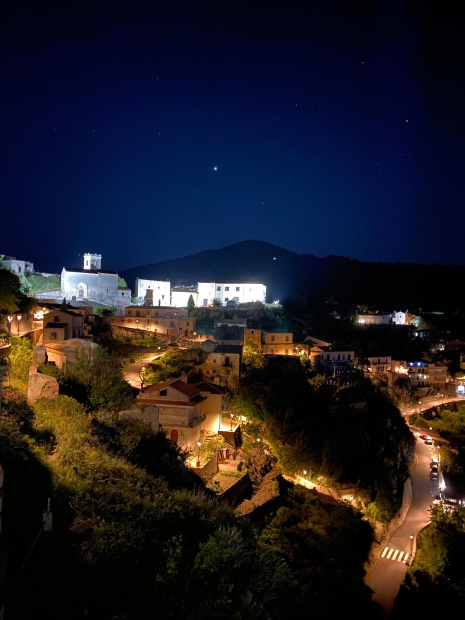 B&B Il Padrino Savoca Eksteriør bilde