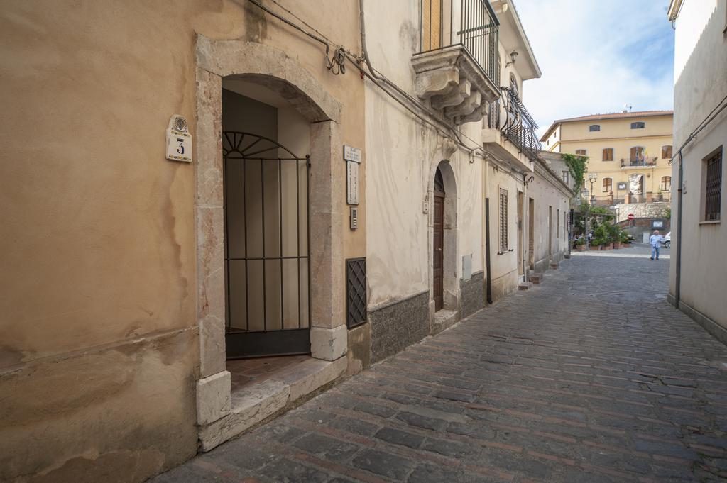 B&B Il Padrino Savoca Eksteriør bilde
