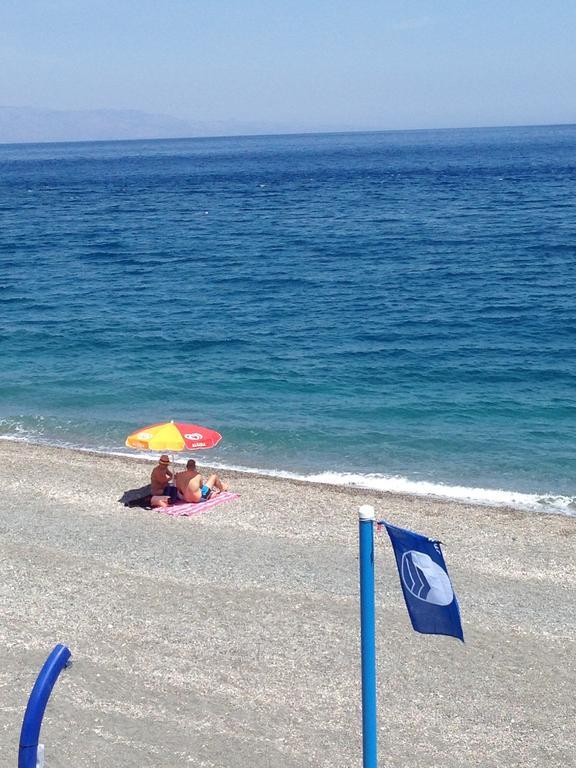 B&B Il Padrino Savoca Eksteriør bilde